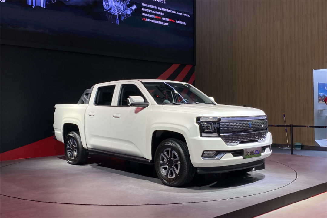 构建行业新生态,江铃大道单排越野房车首次亮相!