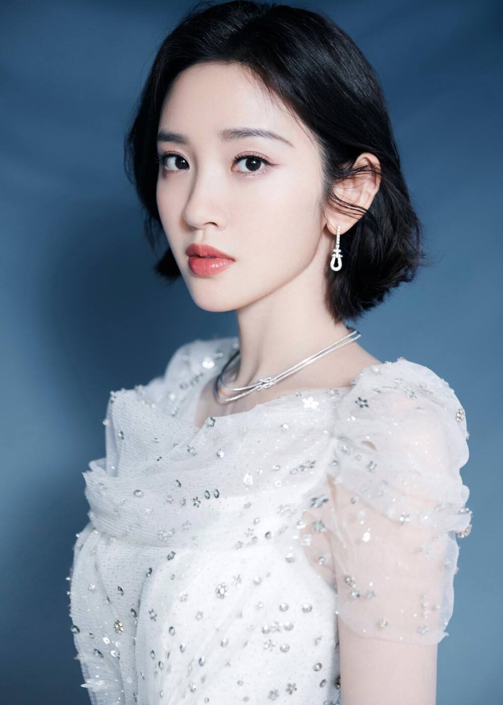 笑容自带治愈的9位女星,个个明媚甜美,如沐春风,甜到心里了