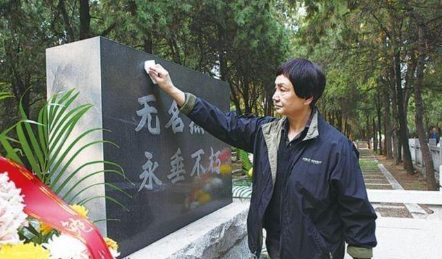 林立果坠机身亡后,许世友女儿悲痛欲绝,一段感情浮出水面