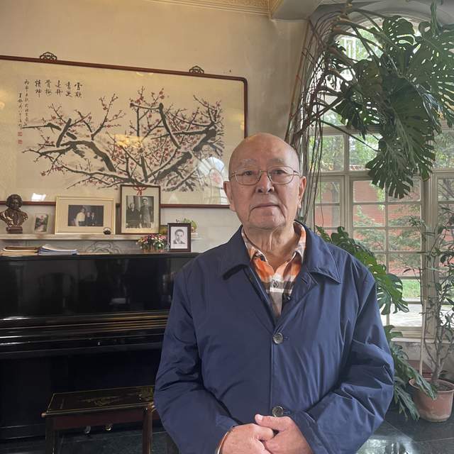 王铁成:"爱心中的艺术,不要爱艺术中的自己"