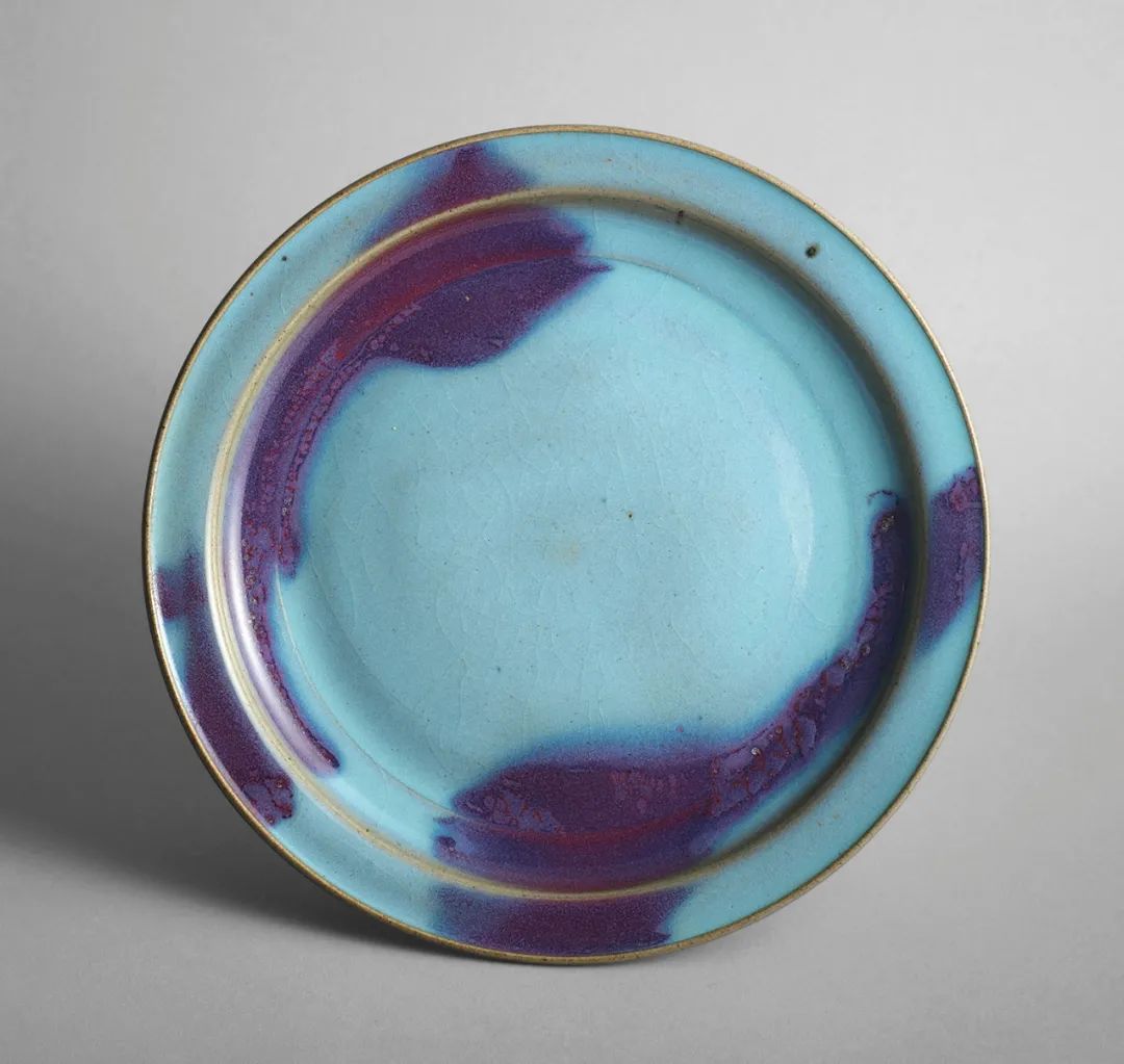 lot0099 明 钧窑紫斑盘 d21.5cm 估价:30,000—50,000