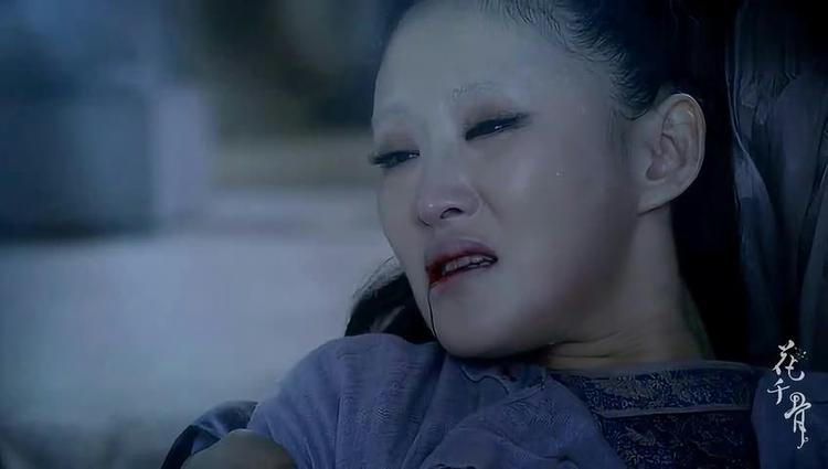 《花千骨》中的"绿鞘",画上眉毛穿上纱裙后,像极了上帝的女儿