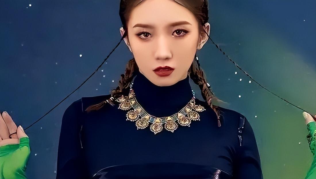 一个五线艺人居然跑去开演唱会,这才是内娱最大的笑话!