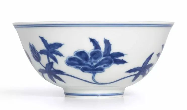 玲珑秀奇 端巧工细—明成化青花宫碗