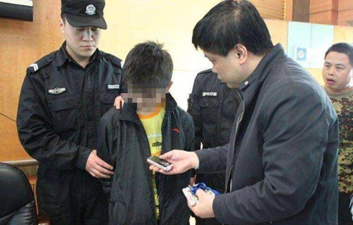 2012年,湖南一家三口在家中被害,凶手是12岁侄子,原因令人深思