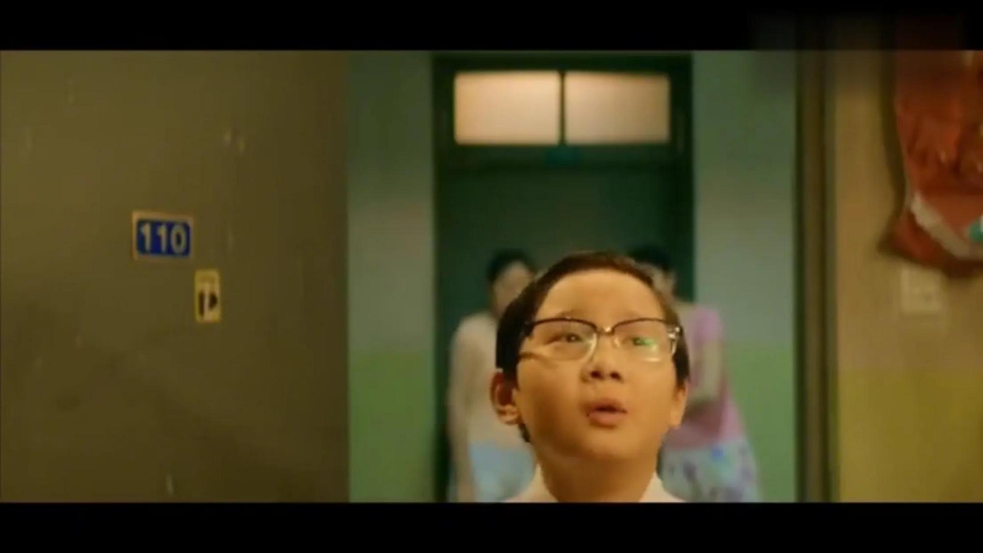 电影《特殊交易》中男孩以长大,"妈妈"变女神