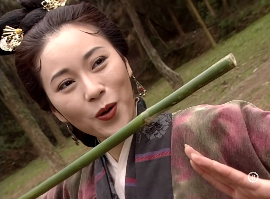 打狗棒是一根棍子,为何黄蓉喜欢用它?真相不为人知