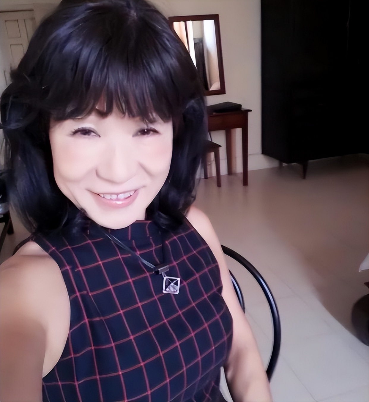 山边节子:62岁日本大妈花800万整容,交往过120个男人,诈骗27亿