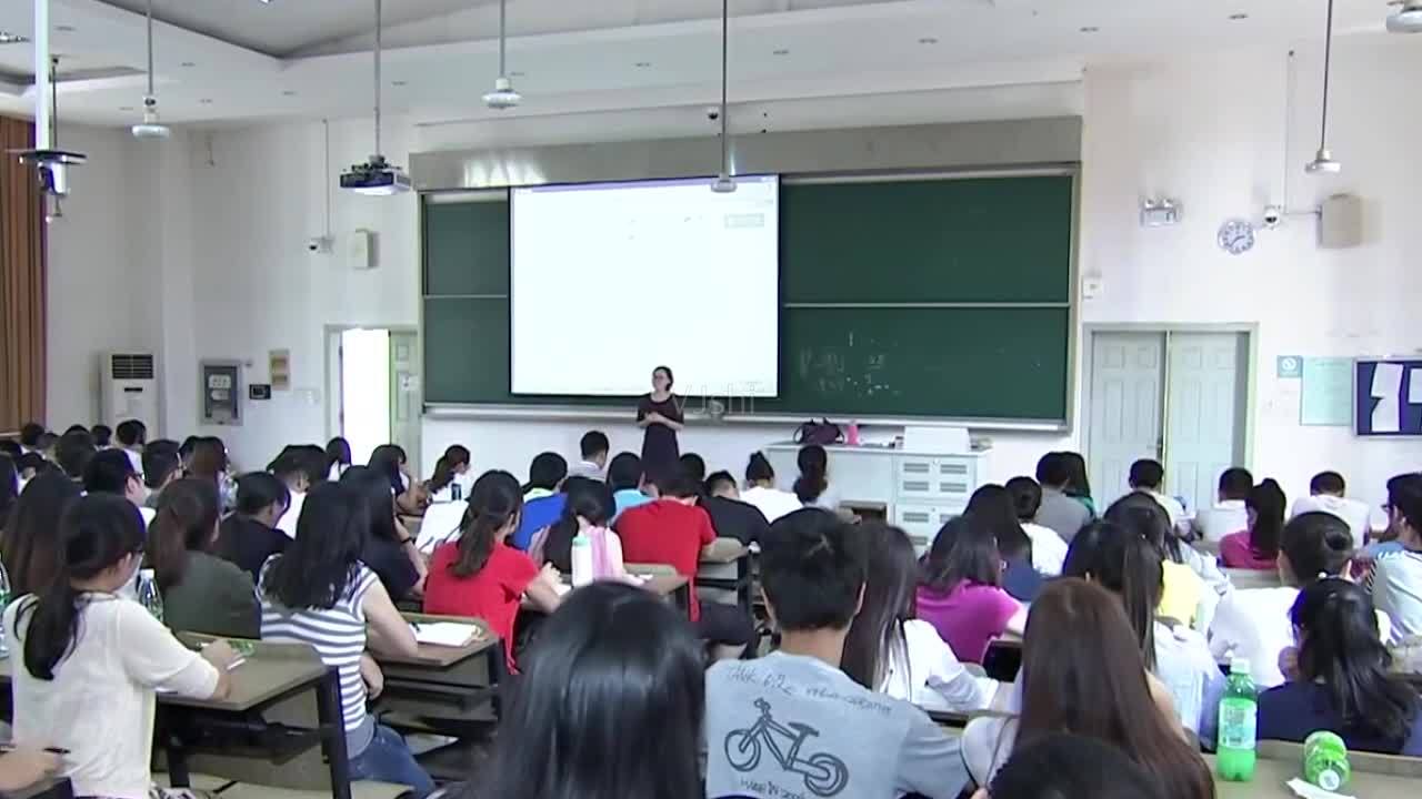 大学只是人生的一个转折点,何必把它太放在心上当真呢?