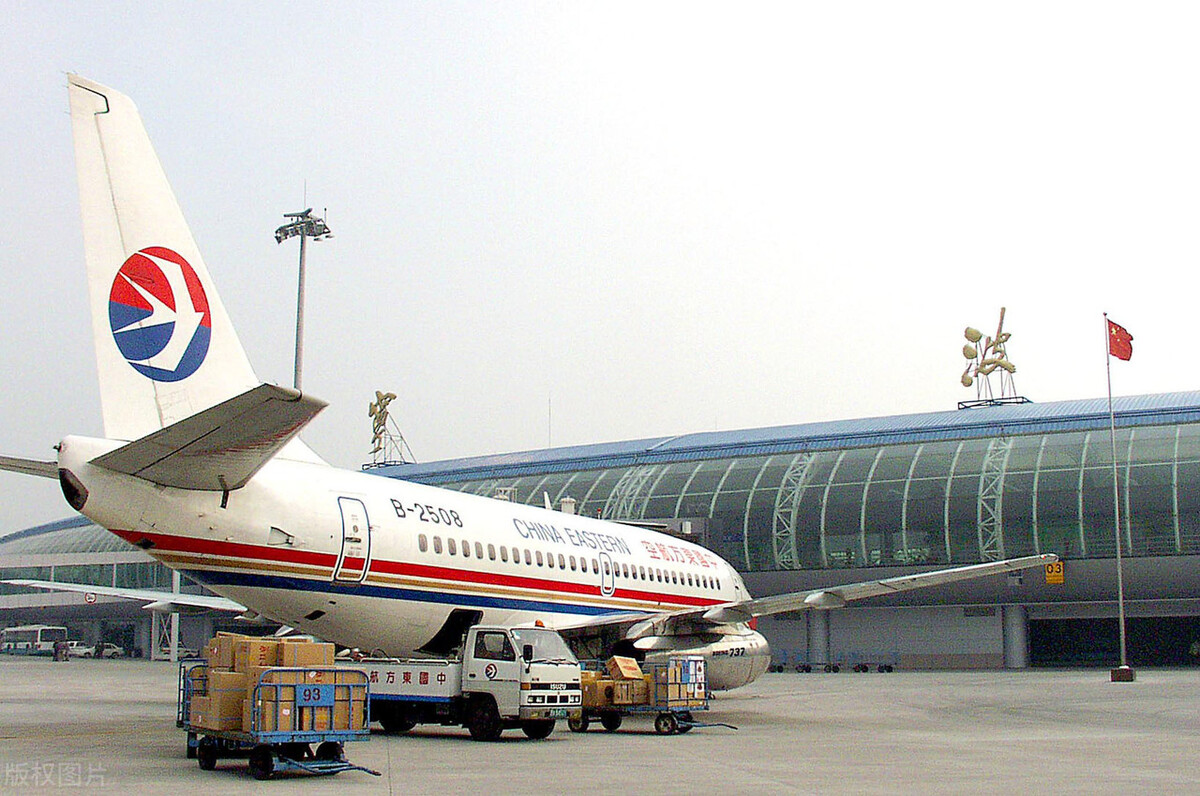 上海浦东机场一司机确诊新冠,民航局将从严执行航班熔断政策