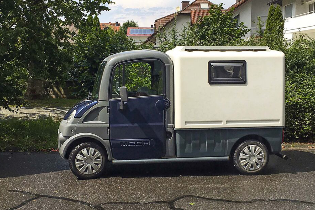 房车露营无处不在,迷你小货车也行