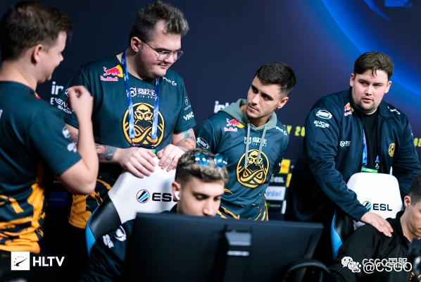 【世界第一Vitality首日双败回家!今天LVG与C9、NaVi与FaZe生死战】