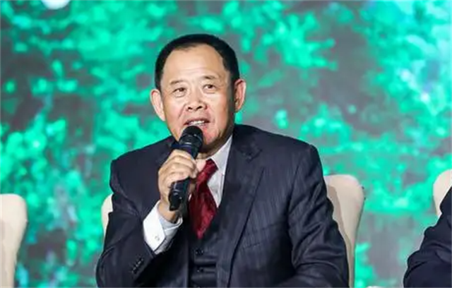 云南企业家任怀灿:做生意三年,身家过亿,拆迁款二十亿元