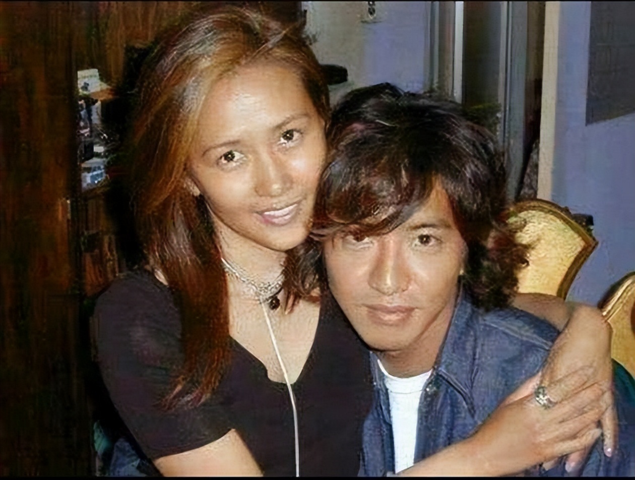 木村拓哉过50岁生日,还是这么帅!和工藤静香结婚22年,感情如初