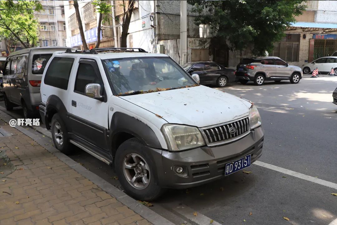 皮卡底盘加个篷⑧ 丨 丹东黄海牌——曙光挑战者suv