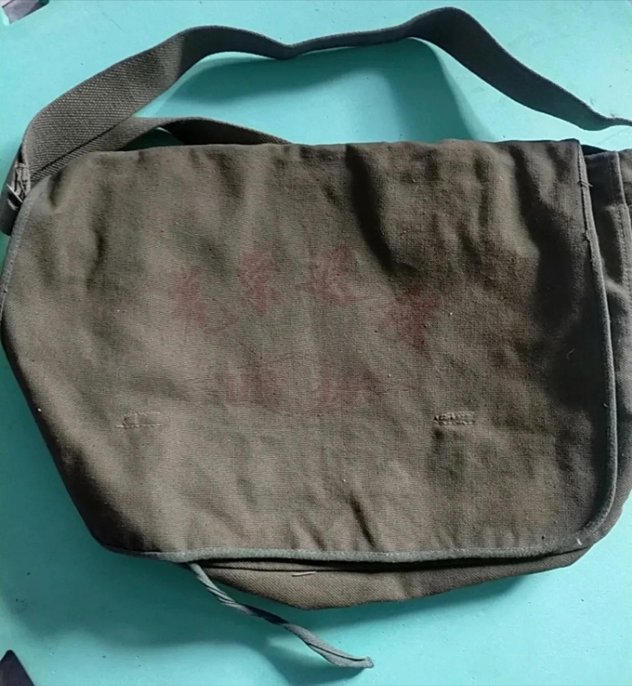 80年代农村孩子上学记,经历过的都要当爷爷了,你是否还记得?