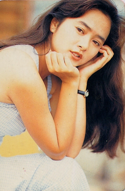 豪门弃妇多难?遭公婆羞辱,5年后被花心丈夫抛弃,拿不到抚养费