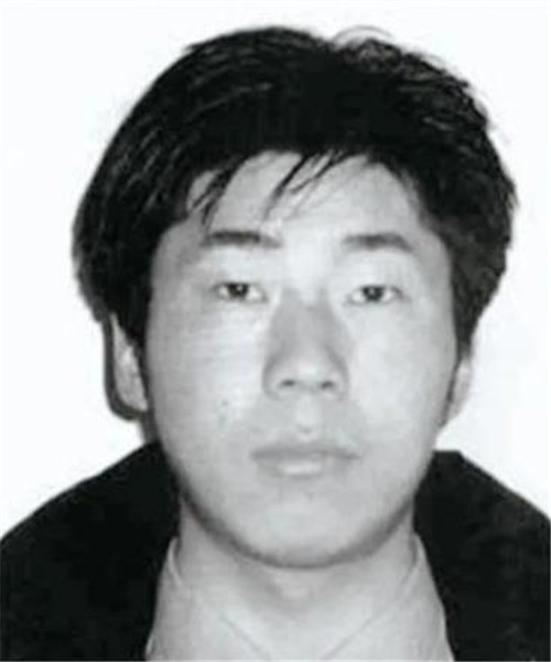 郑州悍匪张书海:2000年抢劫银行200万,从不下馆子,因门锁暴露