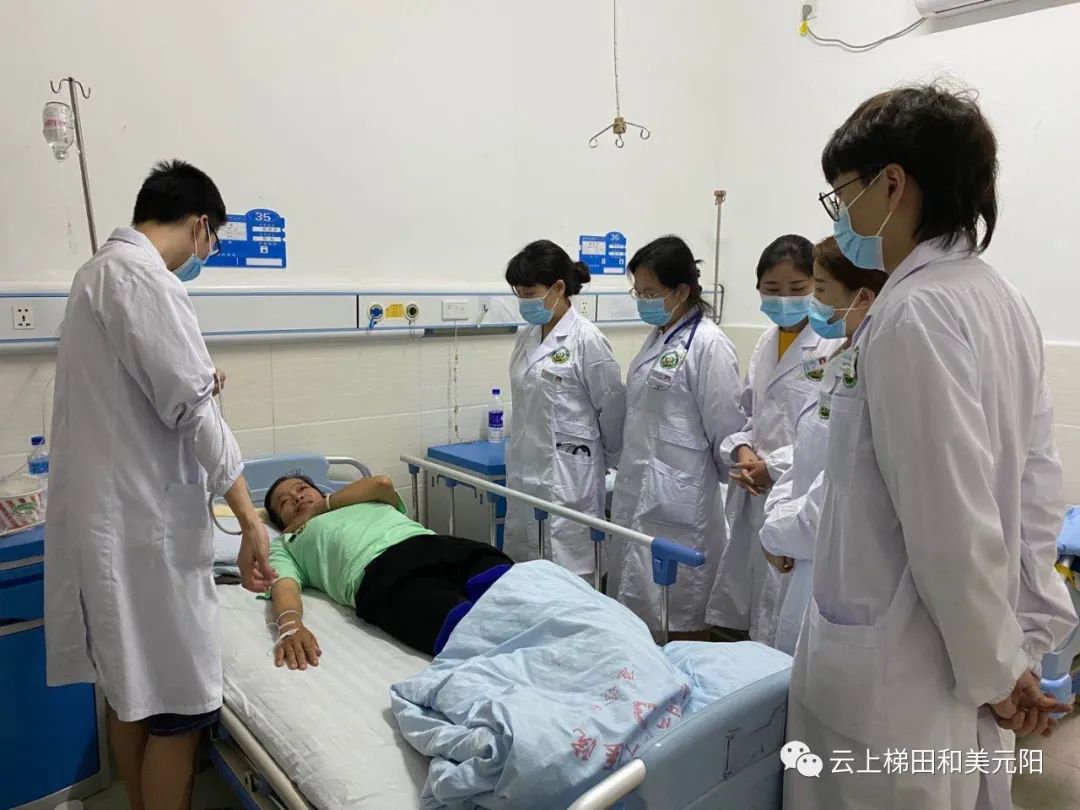 中秋佳节:坚守岗位 为人民健康保驾护航