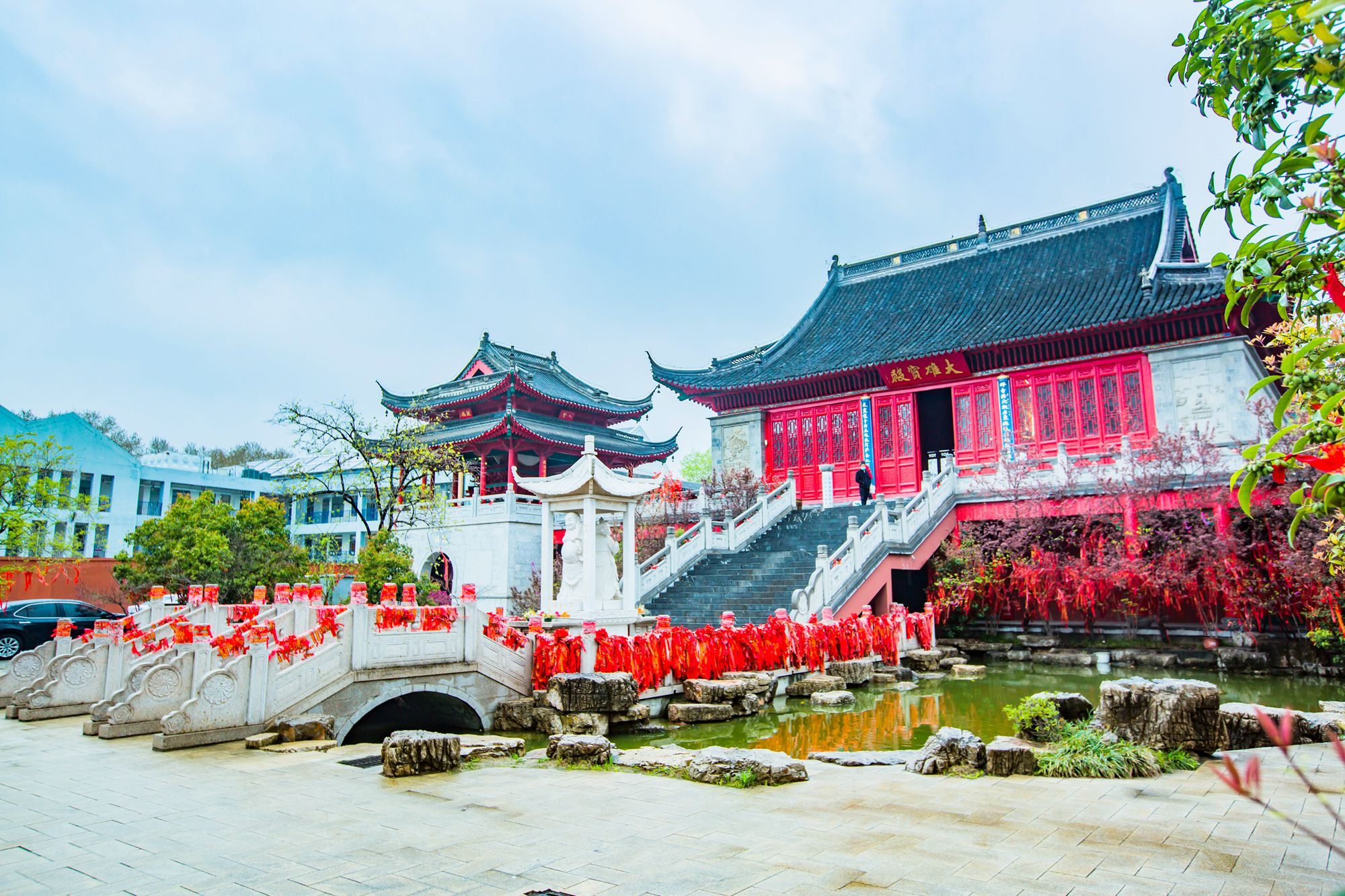 南京有一座毗卢寺,隐藏于闹市之中,这里还是中国佛教会的诞生地