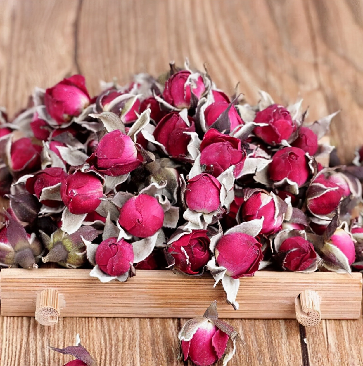 金边玫瑰花茶:花味渐浓,茶味渐醇