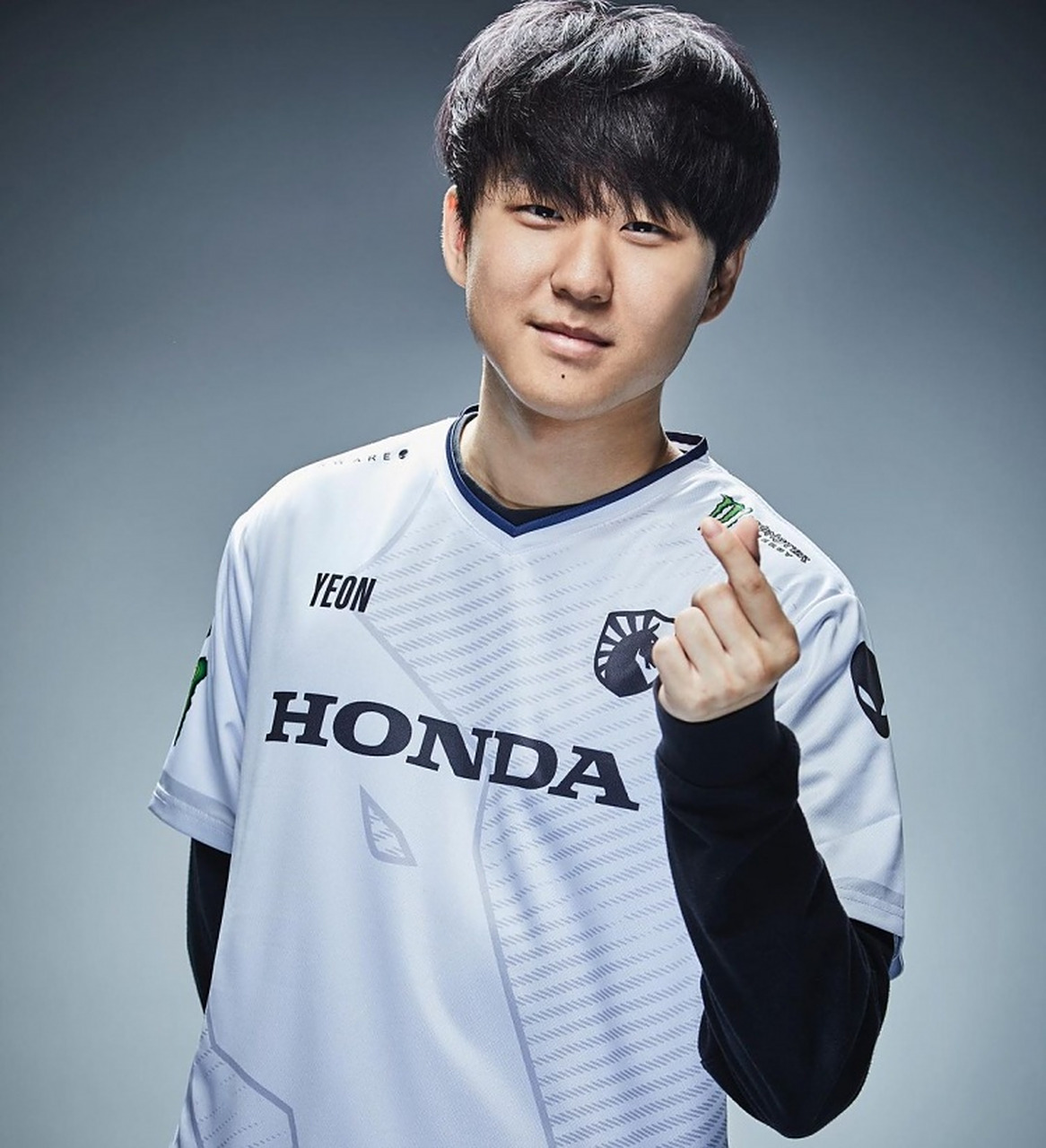 竞燃是你# 今日teamliquid电子竞技俱乐部官博更新,分享一组s13世界