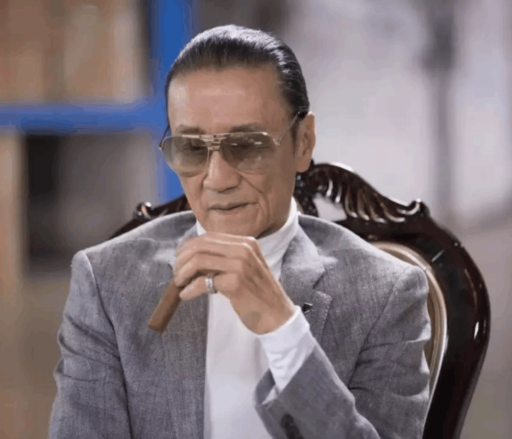 相差49岁的爷孙恋:谢贤养了12年的coco,分手后如今怎样了?