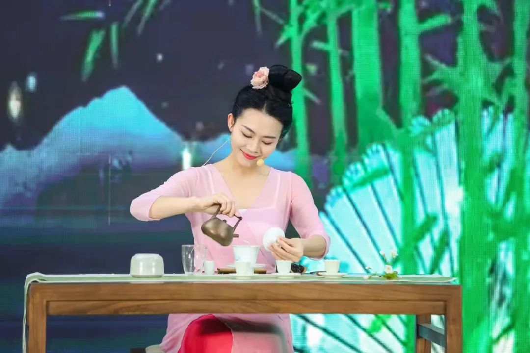 浮梁茶最美茶艺师图片