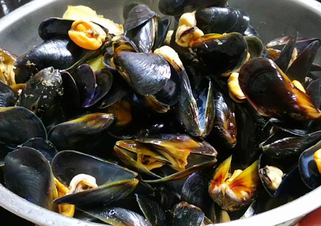 这4种海鲜,一般人都看不上,海边人才知道,这些其实都是极品!