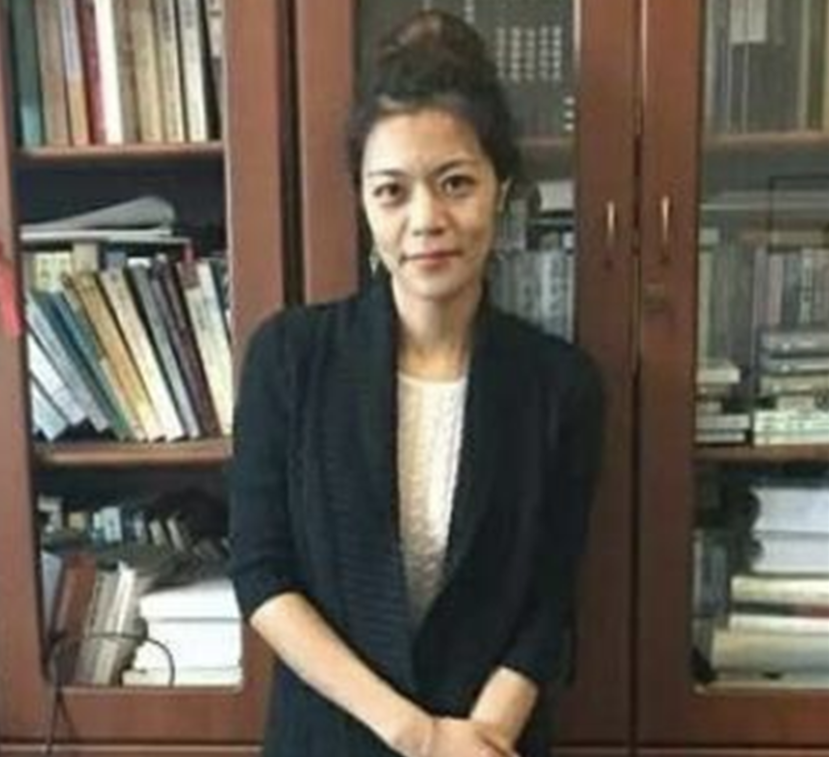 "复旦女神"陈果:从万人追捧到跌落神坛,她到底做错了什么?