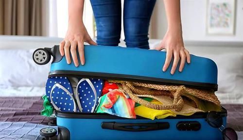 外出旅行时,应该如何做到"轻装简行"?这3样东西尽量别带