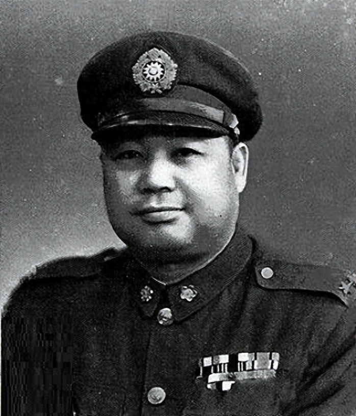 张耀明第52军第2师第3营在斗篷山死守阵地,在与第6师团的搏杀中,几乎