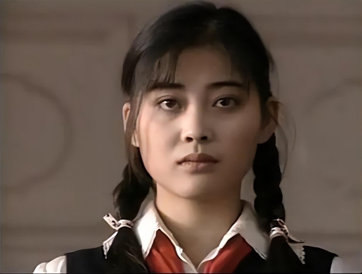 回顾梅婷:与"京圈大佬"叶大鹰传绯闻,36岁二婚,和老公恩爱至今