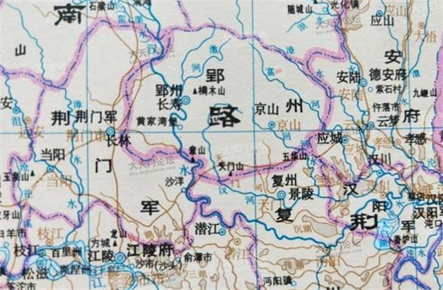 在重文轻武的古代,江陵府该如何治理?谈谈江陵府的"父母官"