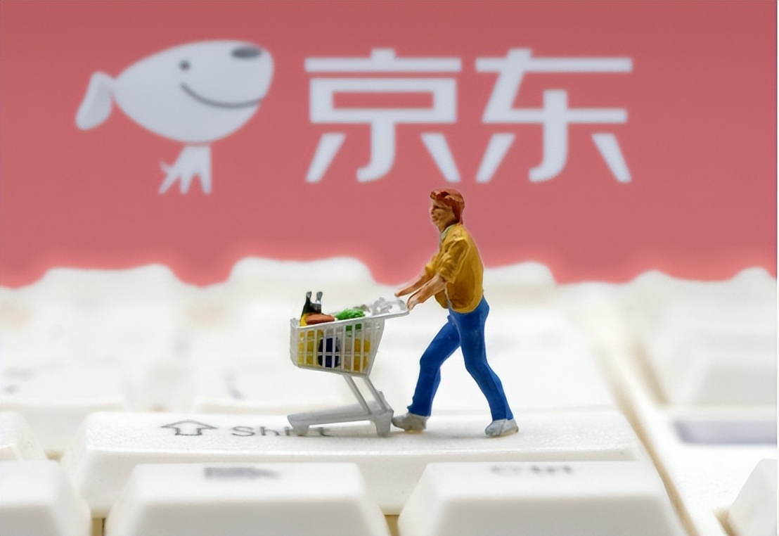 京东供应链金融发展,在不同阶段,盈利模式的构成要素都是什么?