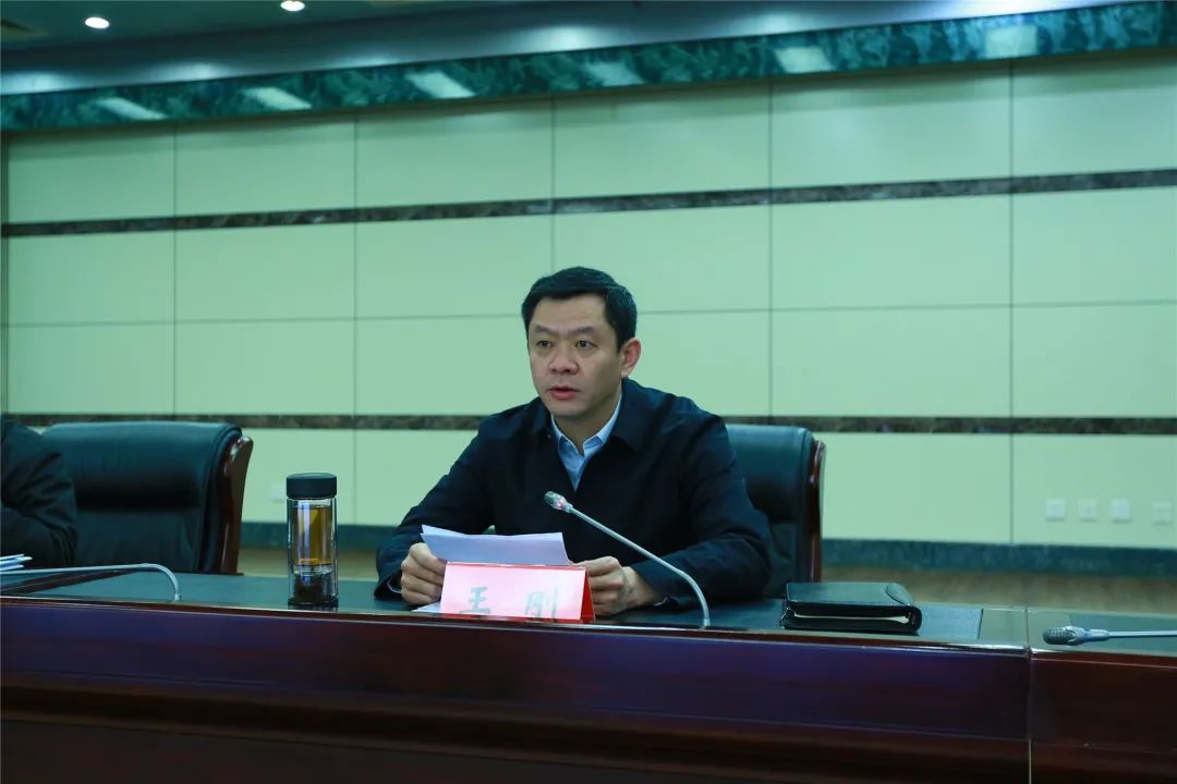 姚国华在全州组织部长会议上强调:深入贯彻落实新时代党的组织路线