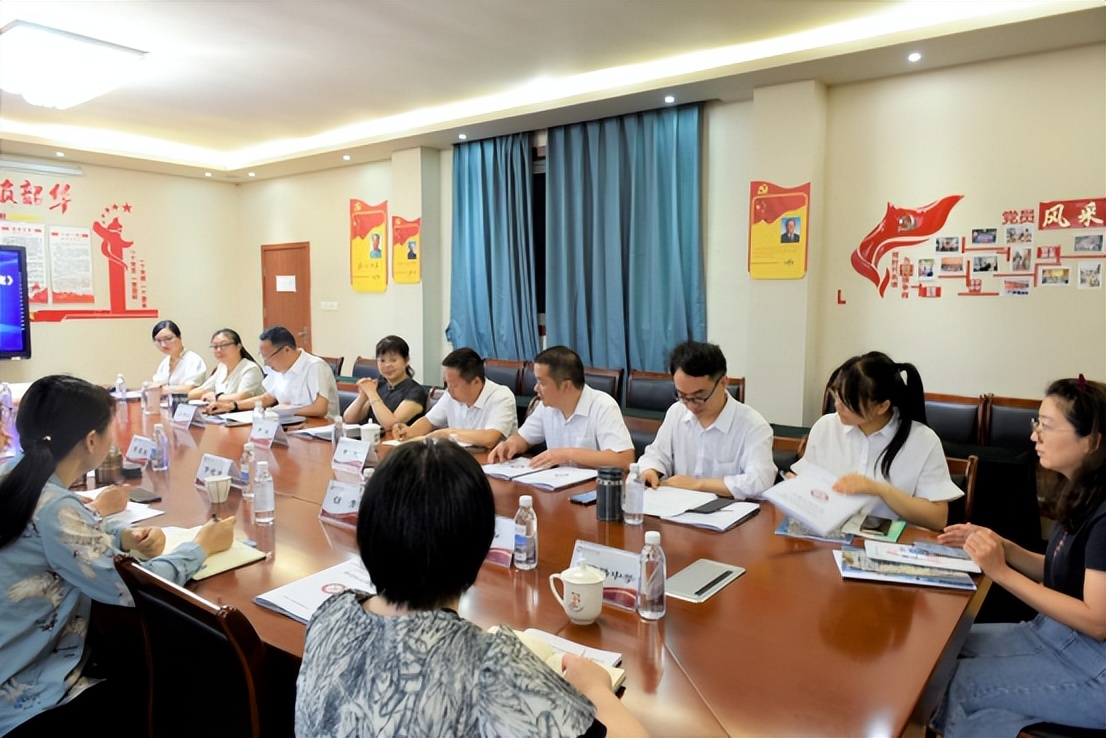 力促课题研究稳步推进 成都二仙桥学校开展这场课题研究展示活动