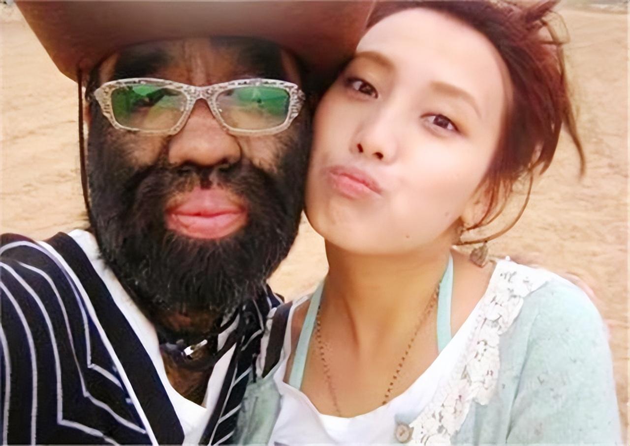 如今的毛孩已变成了金刚