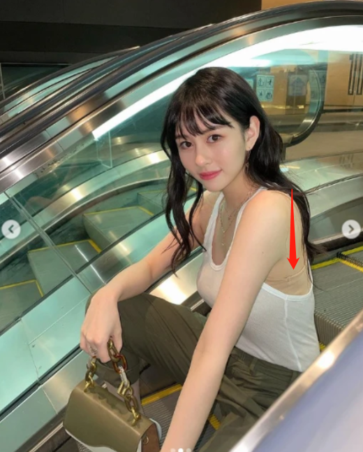 邱淑贞20岁女儿太性感!贴身背心秀身材,网友:要出道了吗?