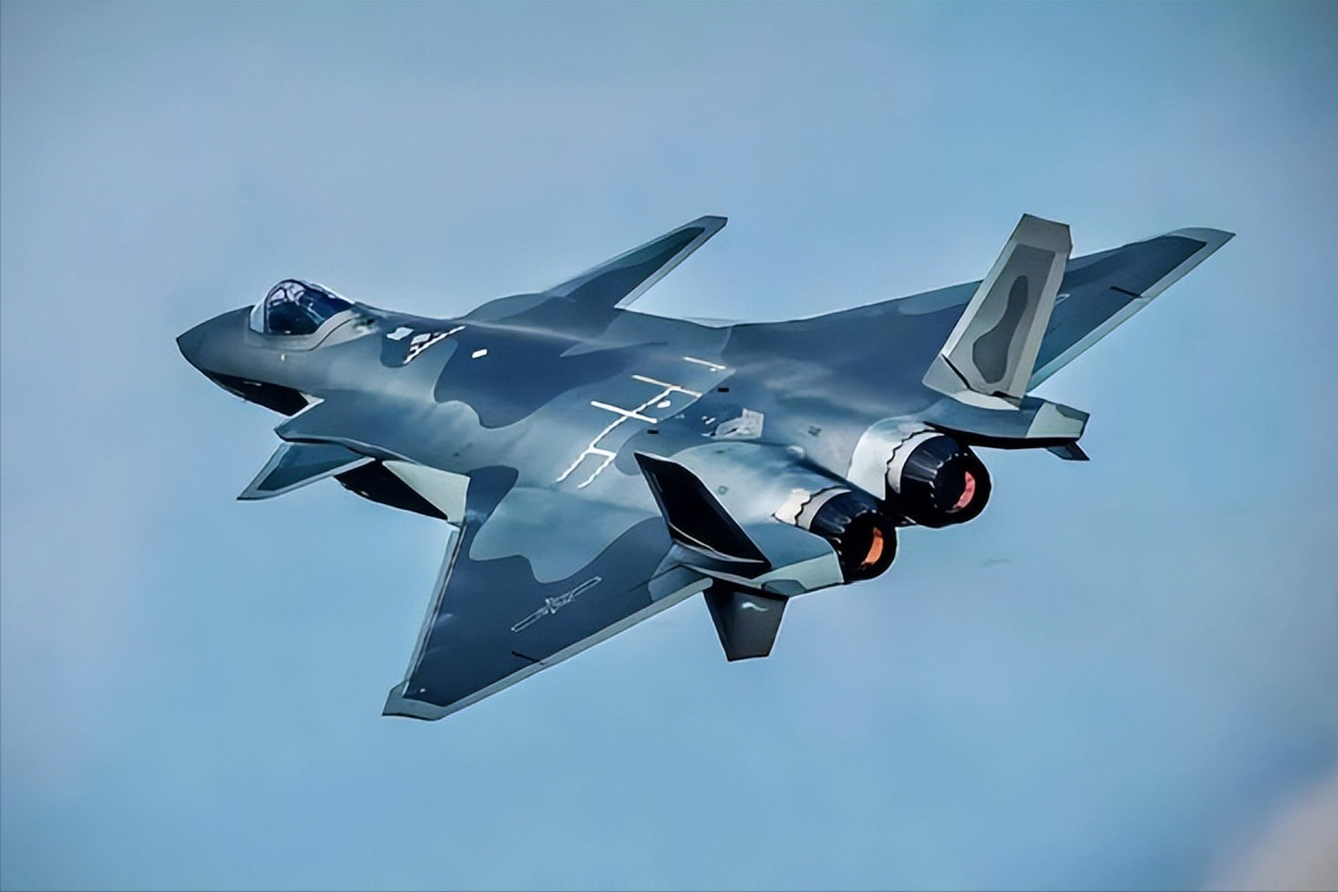 从俄乌冲突来看中国的空军转型:歼20战机,决不能再打火箭弹了!