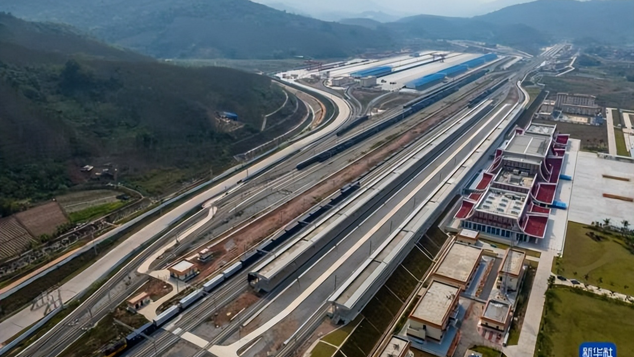 高铁争端再燃!中泰对峙,泰国要求按日本标准建设,我们能妥协吗