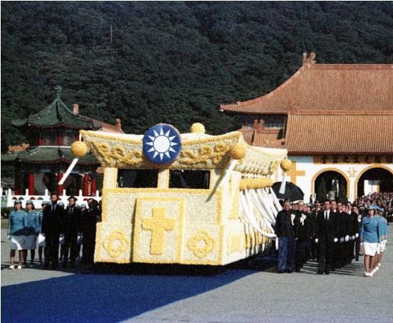 1986年蒋经国曾在大会上公开力促两岸统一为何最终没有成功