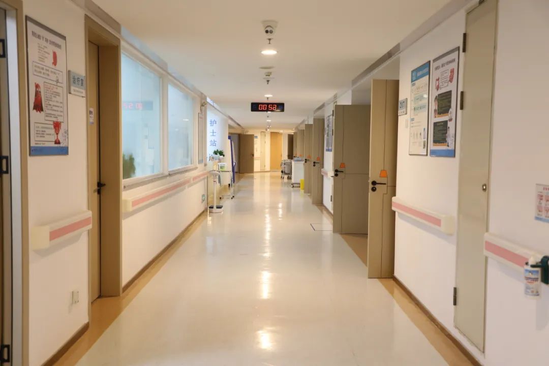 包含中山一院跑腿掛號，省去晚上熬夜排隊的辛苦-的詞條