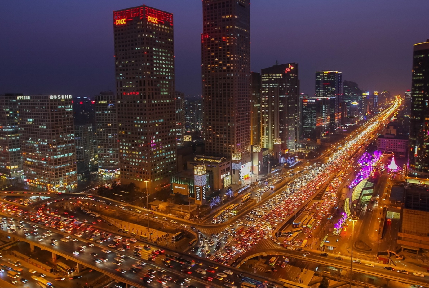 北大名人"韦神"年薪被曝光,省吃俭用10年能在北京买几平?