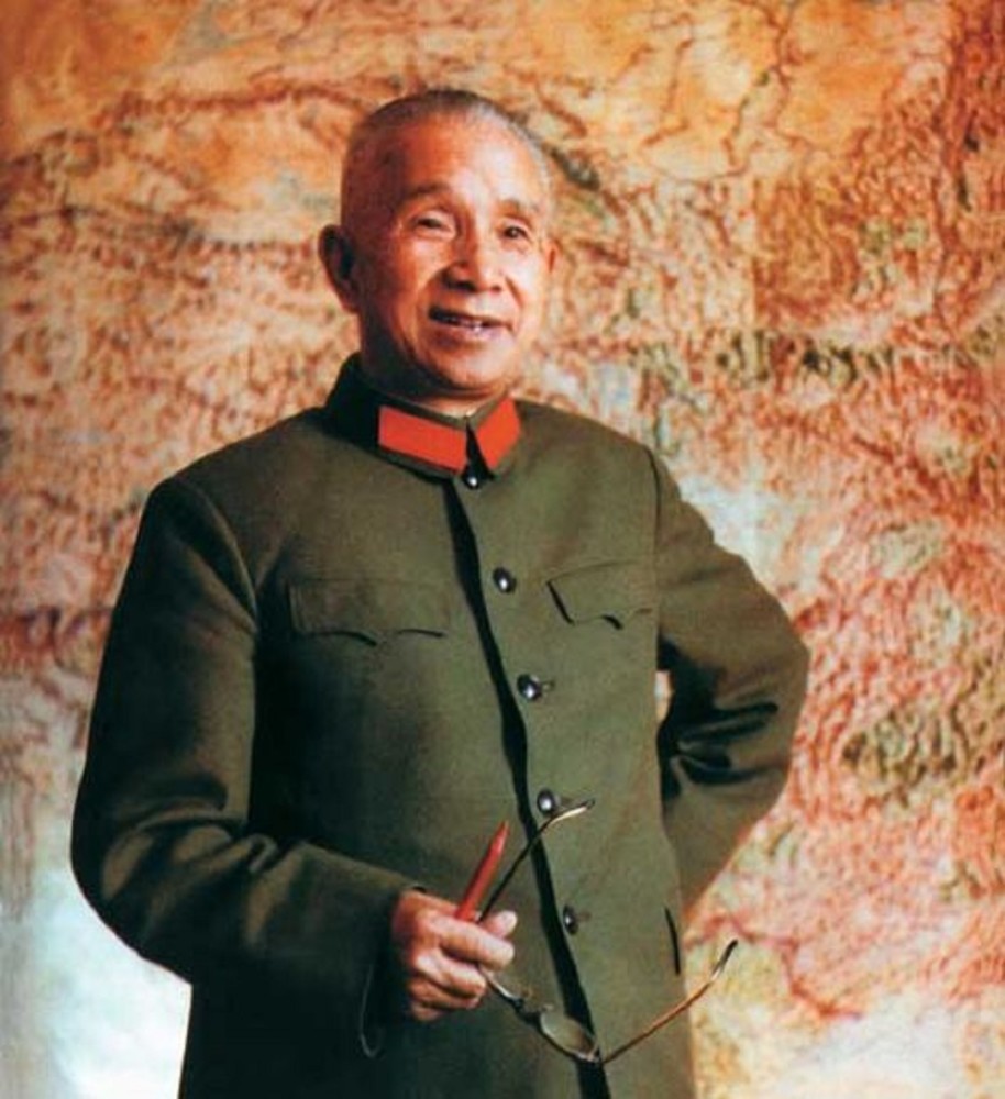 刘粟都健在,许世友却被邓公钦点挂帅反击战,实在是事出有因