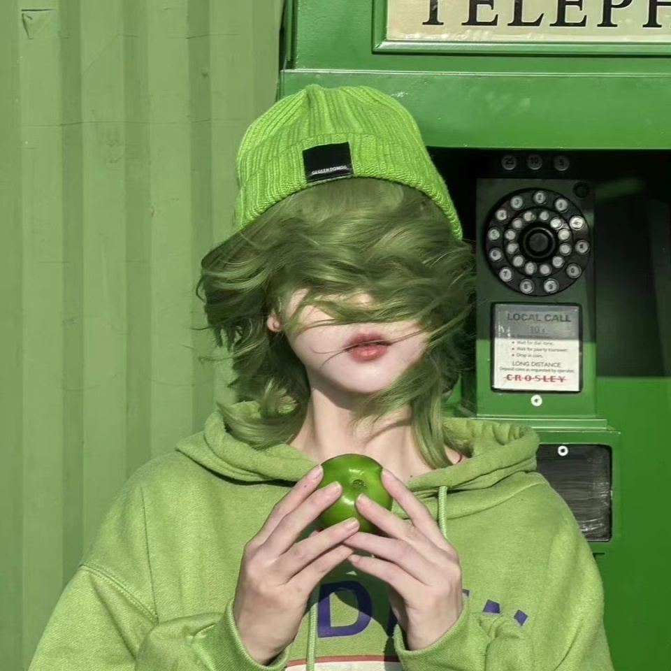 搞怪绿色头像——好看的皮囊千篇一律有趣的灵魂万一挑一