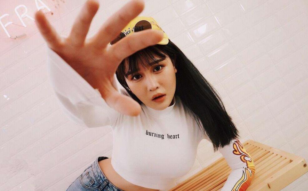 赵本山女儿球球目中无人,竟让汪涵叫她社会"球姐",谁给惯得?