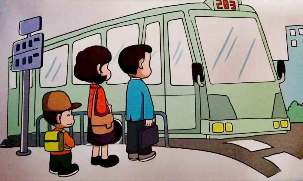 上海地铁孕妇大骂男子不让座:我就这个态度,看你让不让