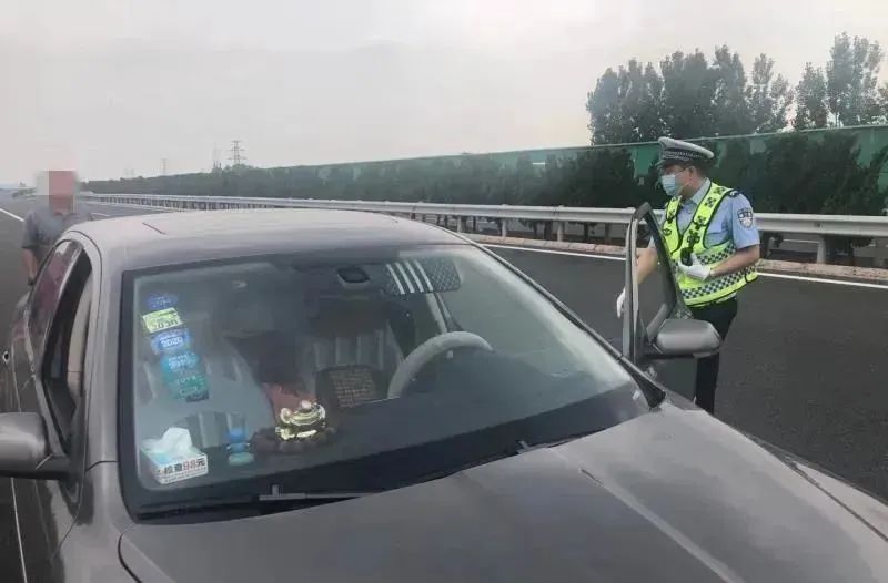 搞笑|9年驾龄老司机，全程挂一挡从江苏开到山东……