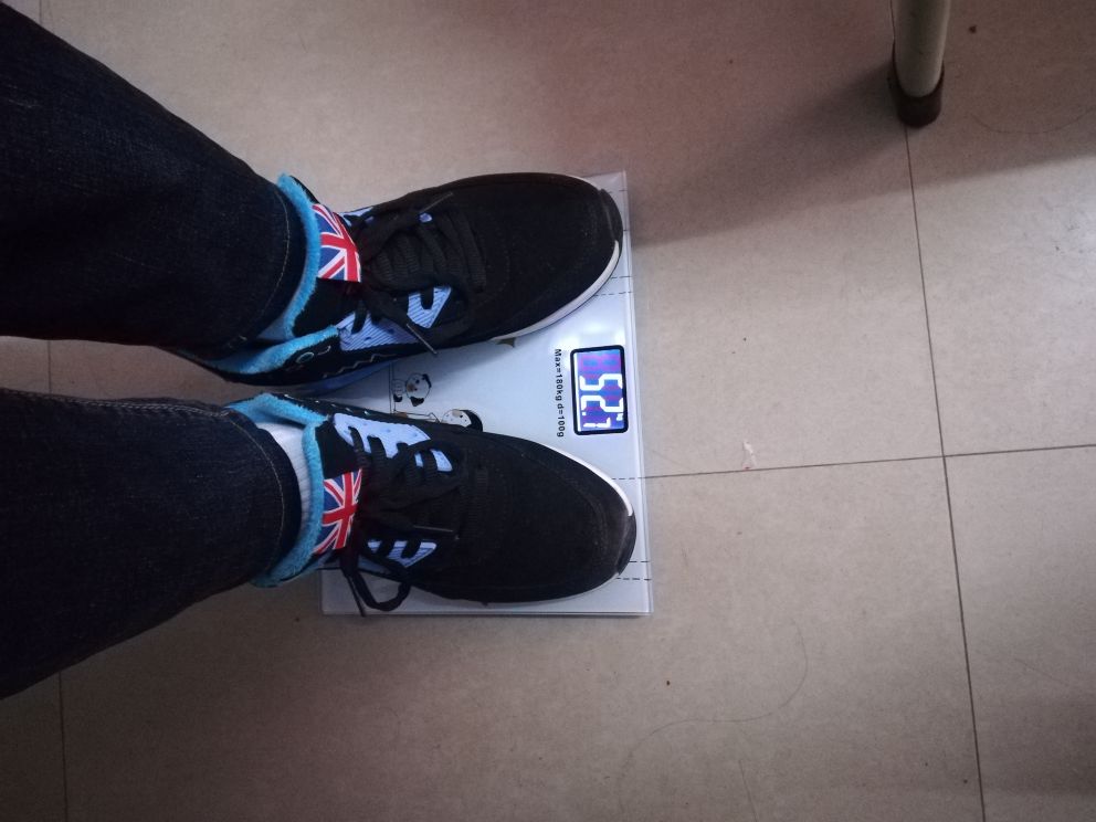 49岁武汉男子,每晚坚持夜跑5公里,一年后,他得到了什么?